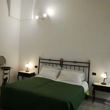 La Casa Di Mela Apartment Leverano Bagian luar foto