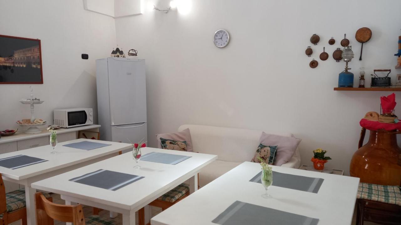 La Casa Di Mela Apartment Leverano Bagian luar foto